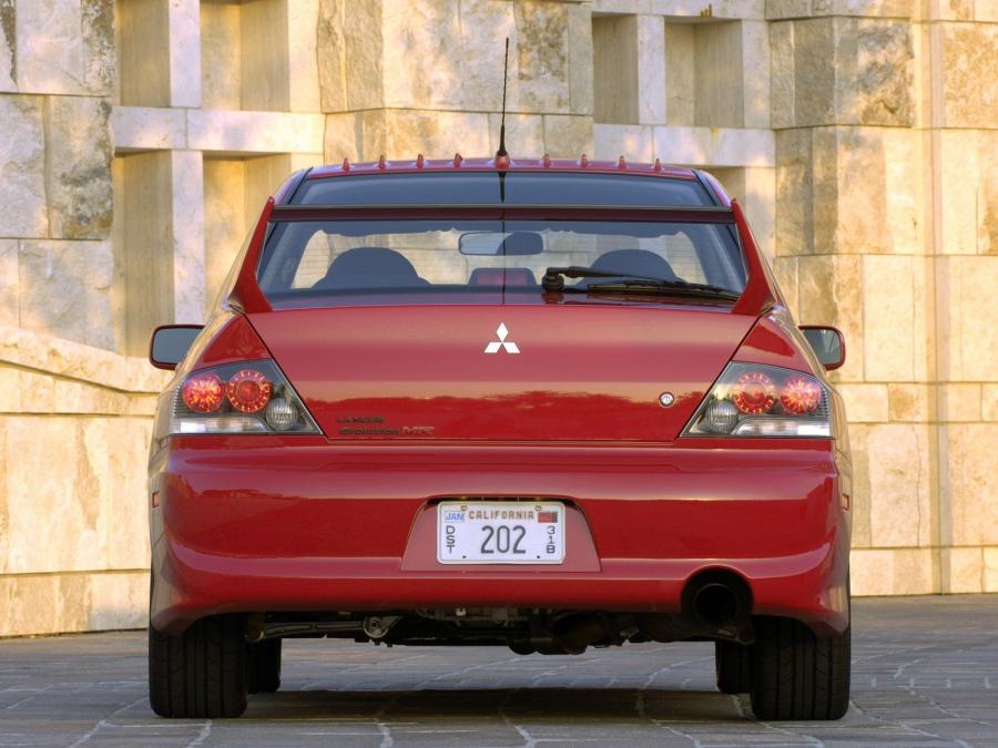  Mitsubishi Lancer Evolution IX MR 2007 года  (фото 90 из 129)